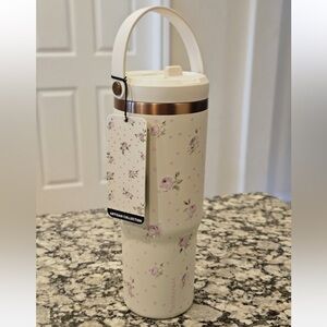Hydrapeak Artisan Collection 32oz Stainless Steeler Tumbler with handle